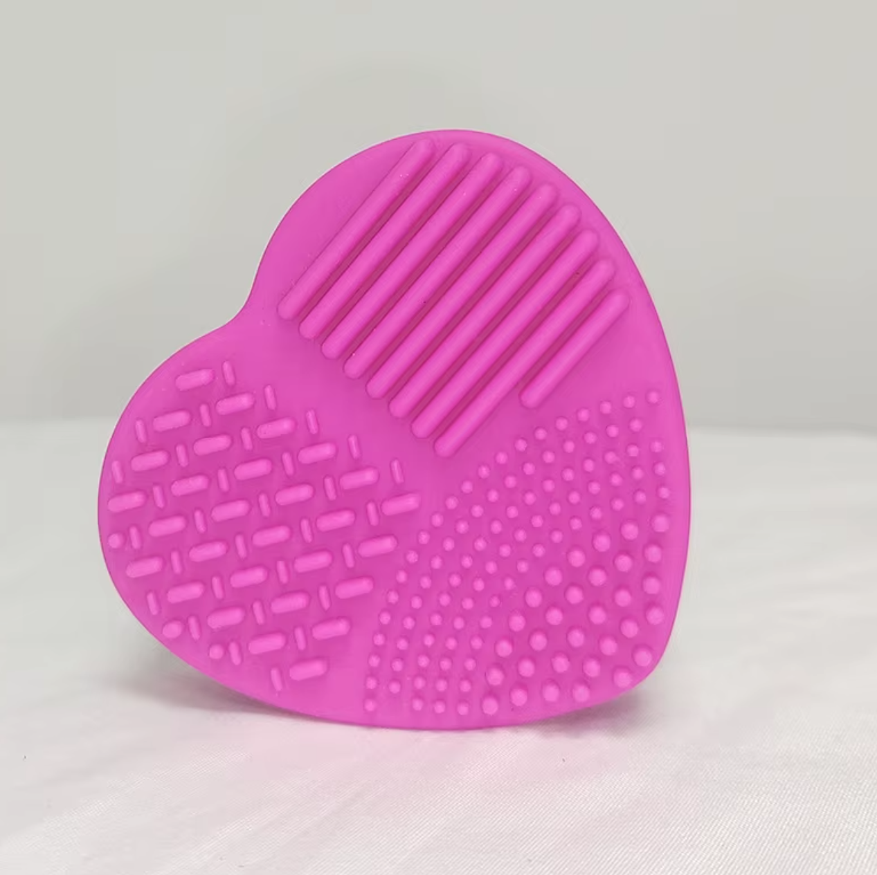Brush Buddy – Dual-Texture Brush Cleaning Tool