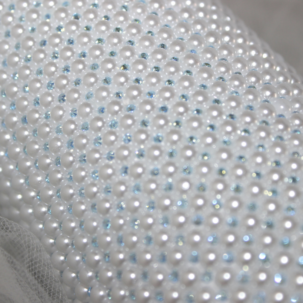 Bridal Tumbler with Pearls and Rhinestones, Something New and Something Blue for your Wedding Day Necessity